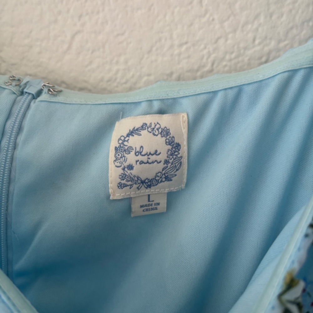 Francesca's Bennie blue floral‎ back tie romper NWT Size Large - Picture 7 of 9